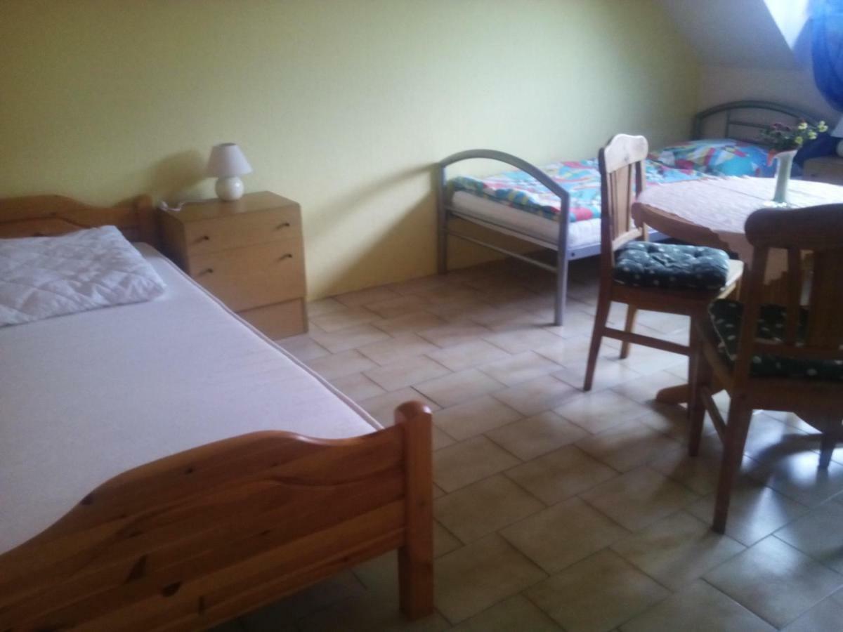 Bea'S Monteurzimmer Seckach ภายนอก รูปภาพ