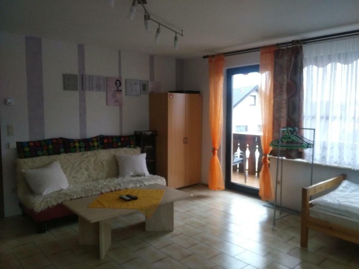 Bea'S Monteurzimmer Seckach ภายนอก รูปภาพ