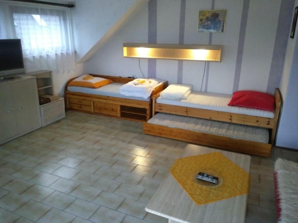 Bea'S Monteurzimmer Seckach ภายนอก รูปภาพ